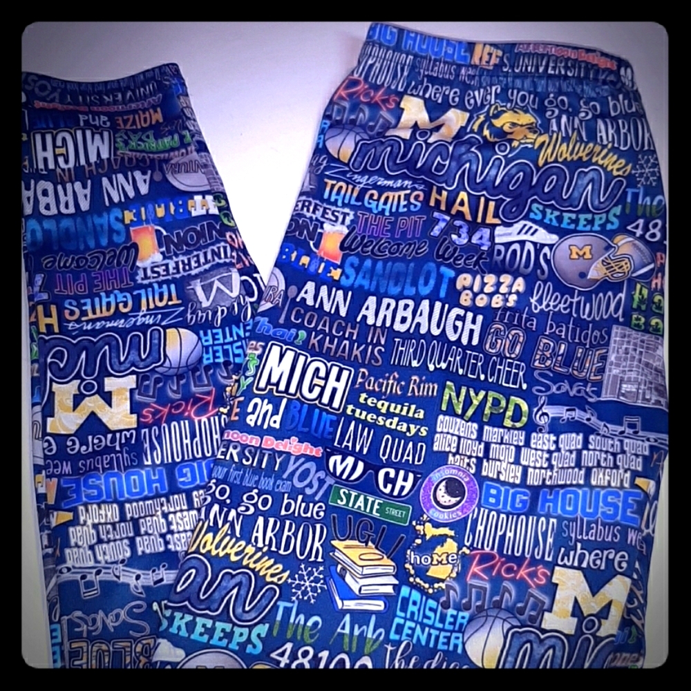 UNIVERSITY OF MICHIGAN LEGGINGS